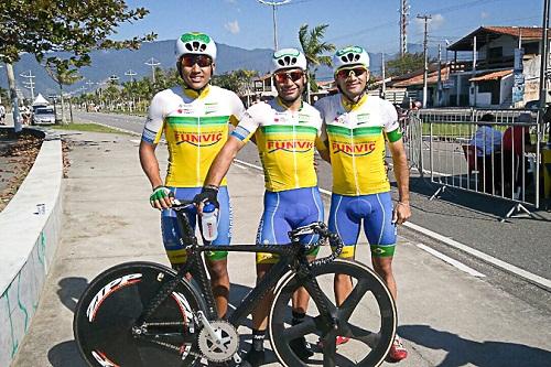 Breno, Chamorro e Roberto Silva / Foto: Divulgação